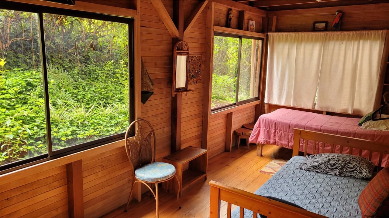 Mountain Retreat with Guest Cabin, Perez Zeledon, San Jose