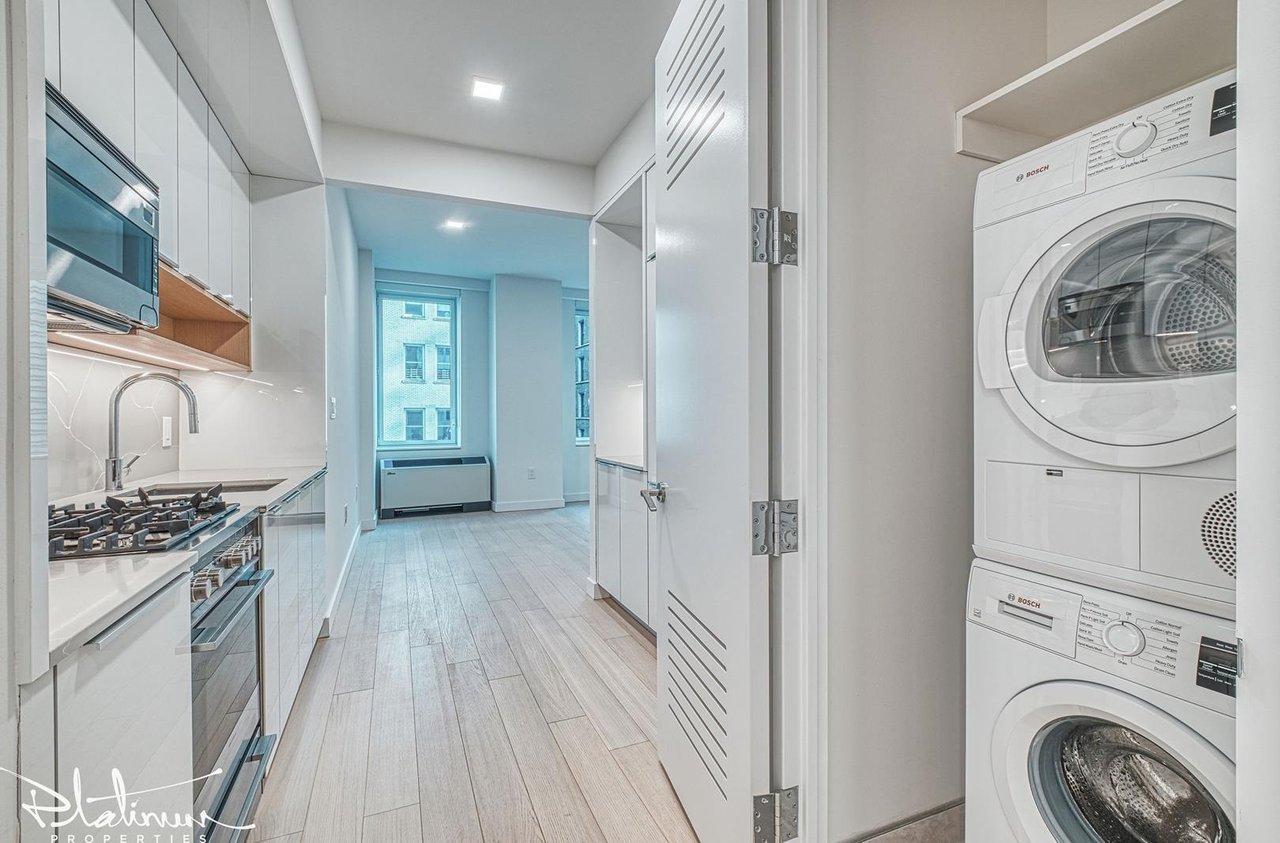 20 Broad Street, Apt 1717