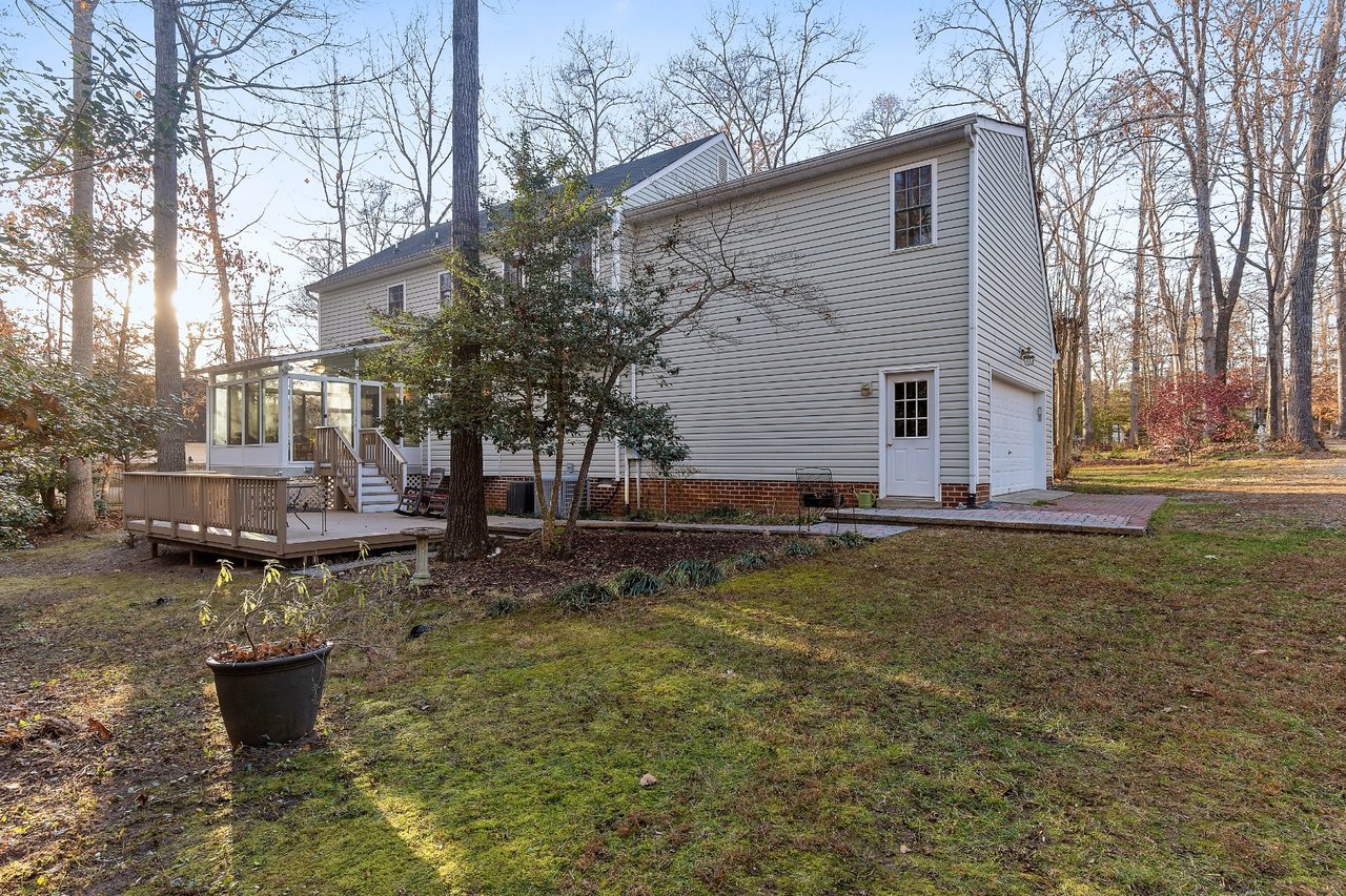 3531 Sherwood Bluff Way