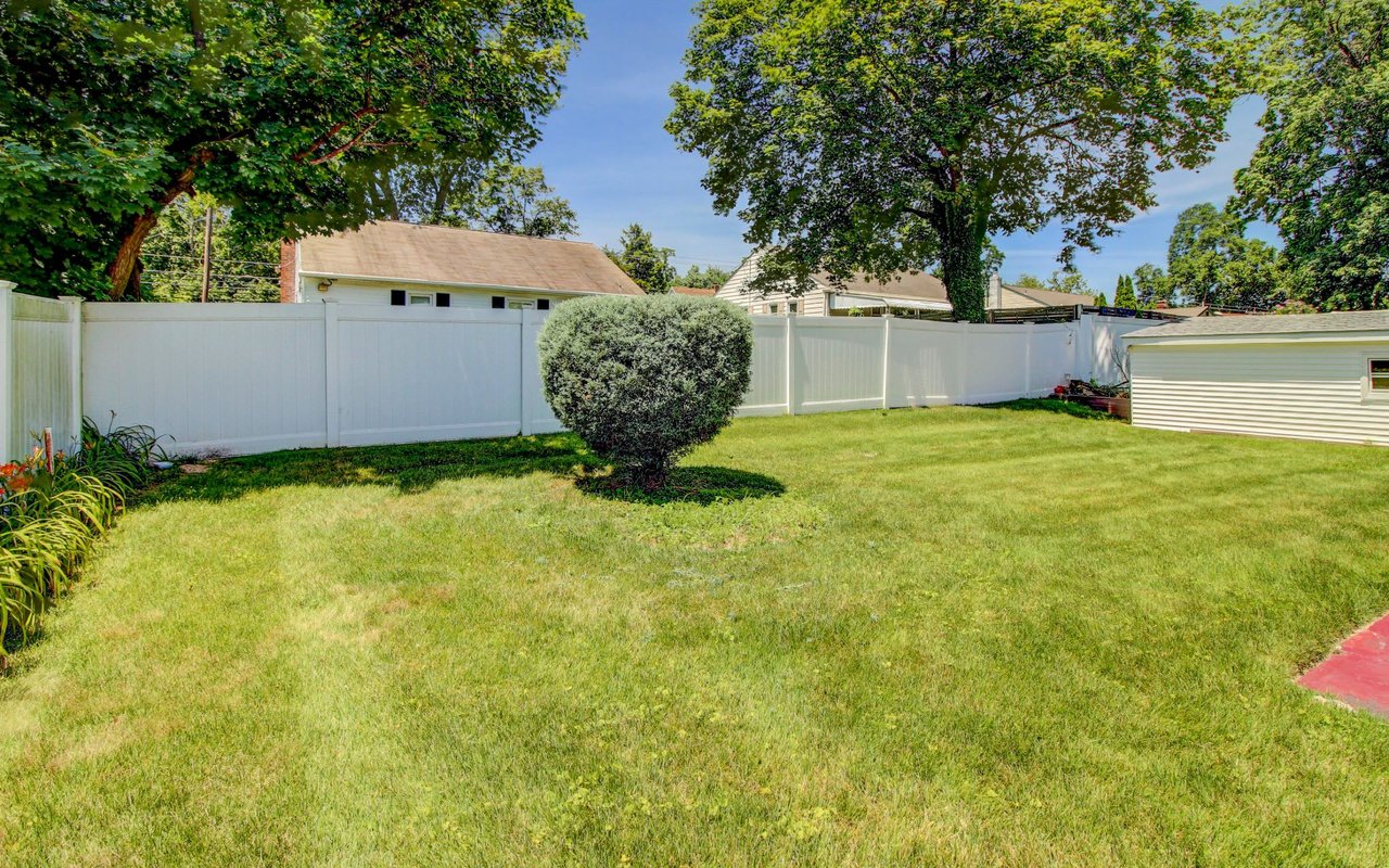 304 Philmar Ave