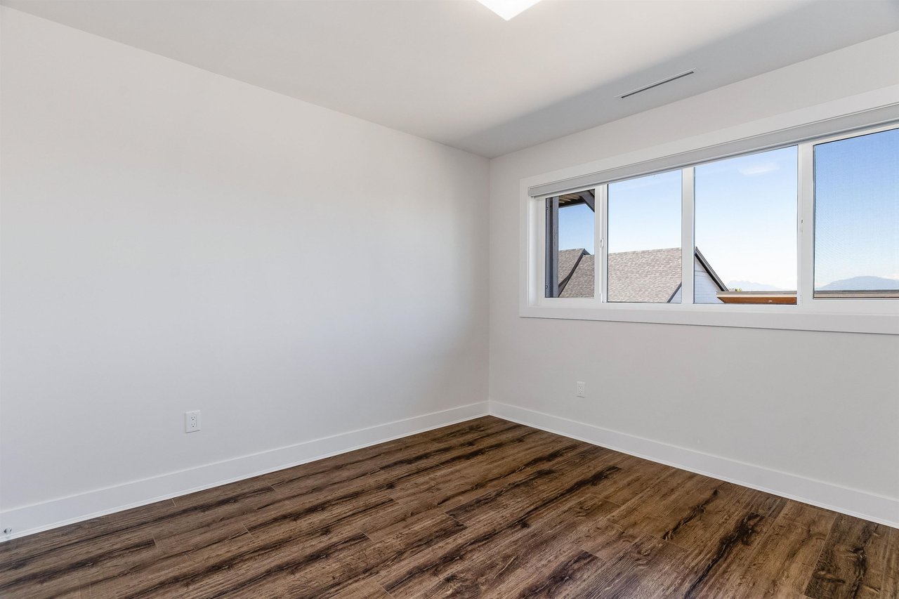 78-15177 60 Ave