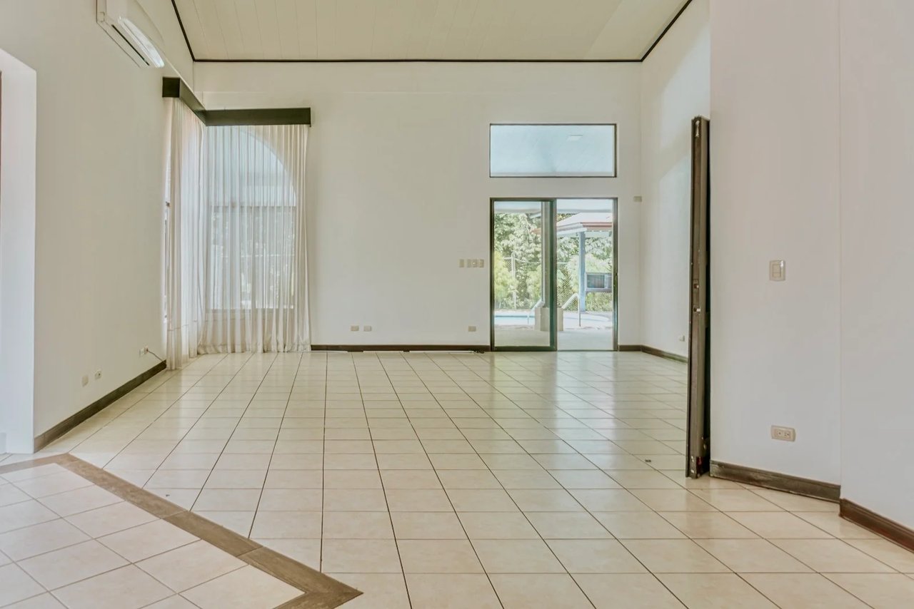 Tropical Private Pool Estate, Alajuela