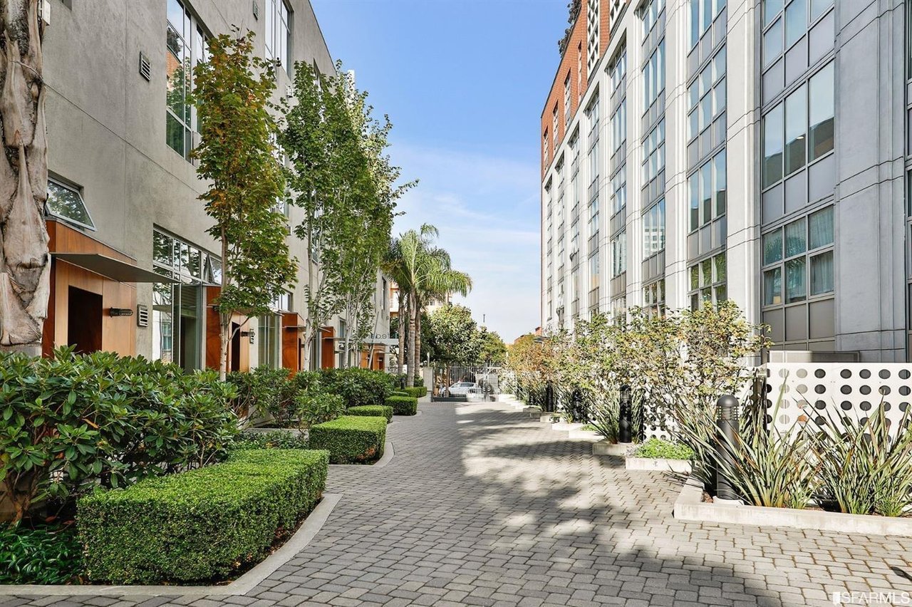 200 Brannan Street 2-bed Loft