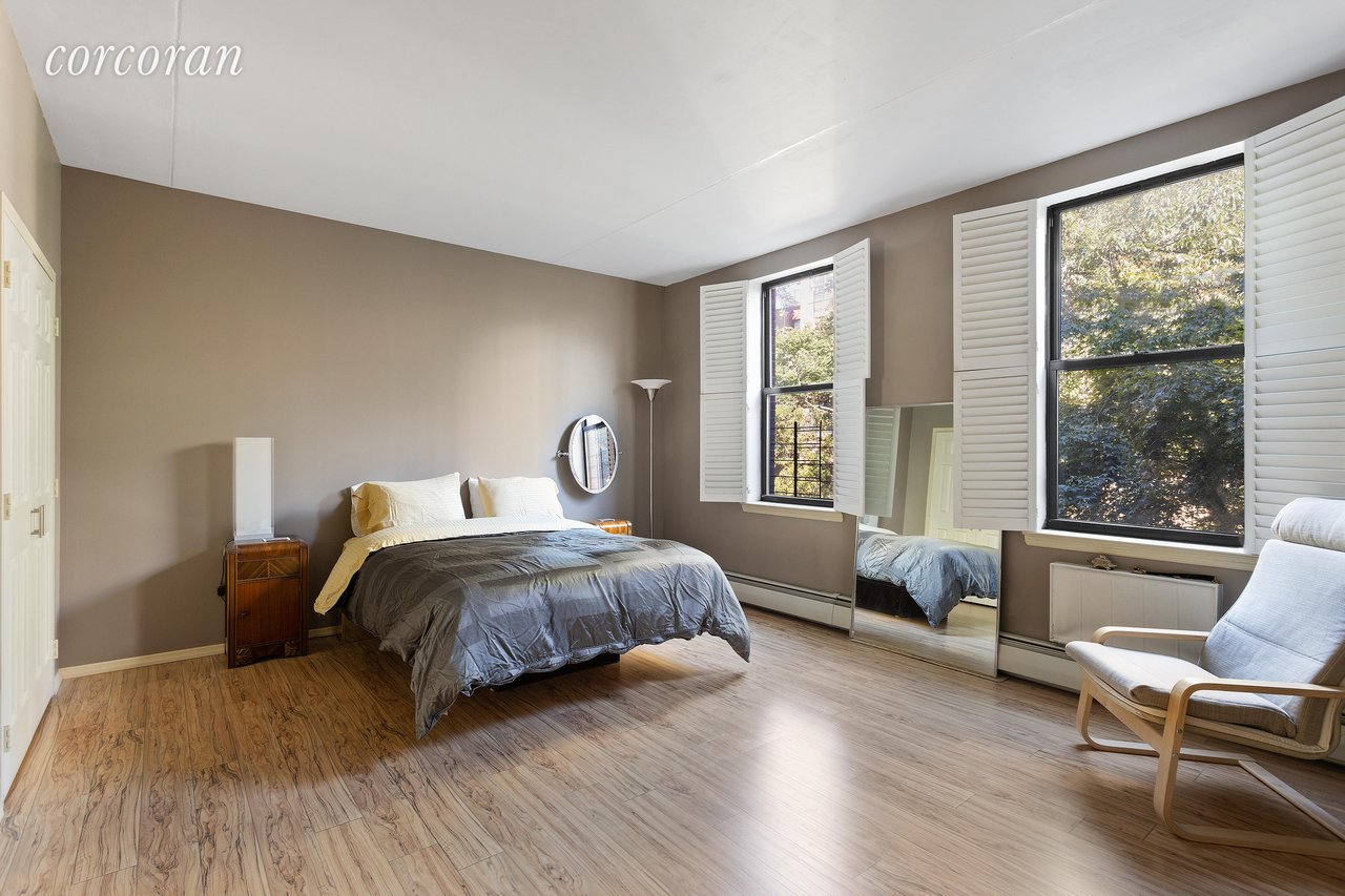 43 W 127th St