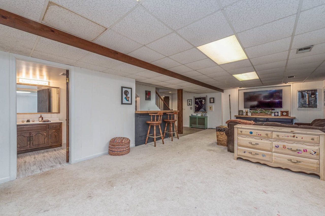 4029 Tamarack Trl S
