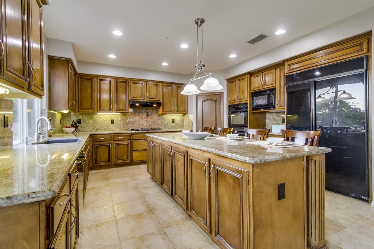 781 Vista Point Cir