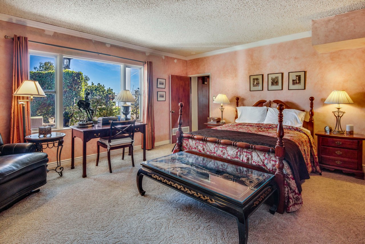15 38th Place, Long Beach