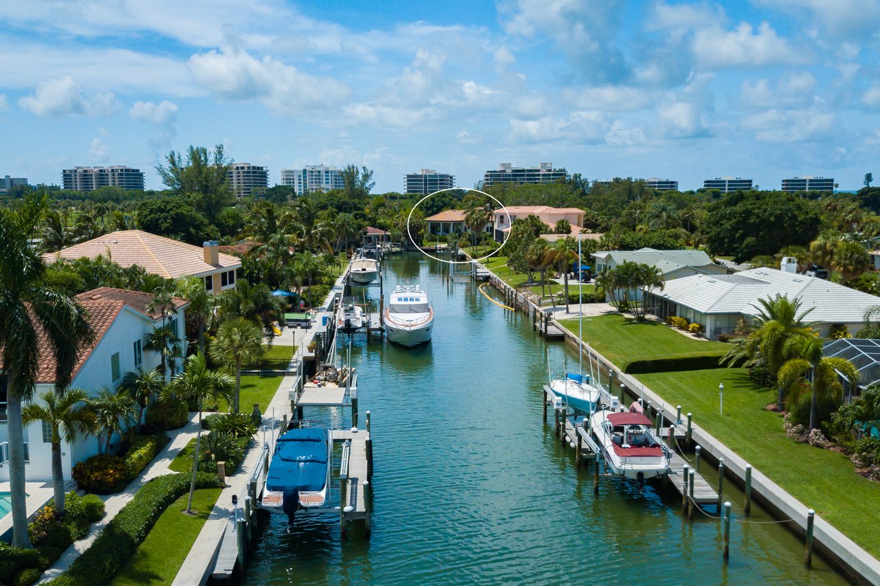 500 Ketch Lane, Country Club Shores, Longboat Key