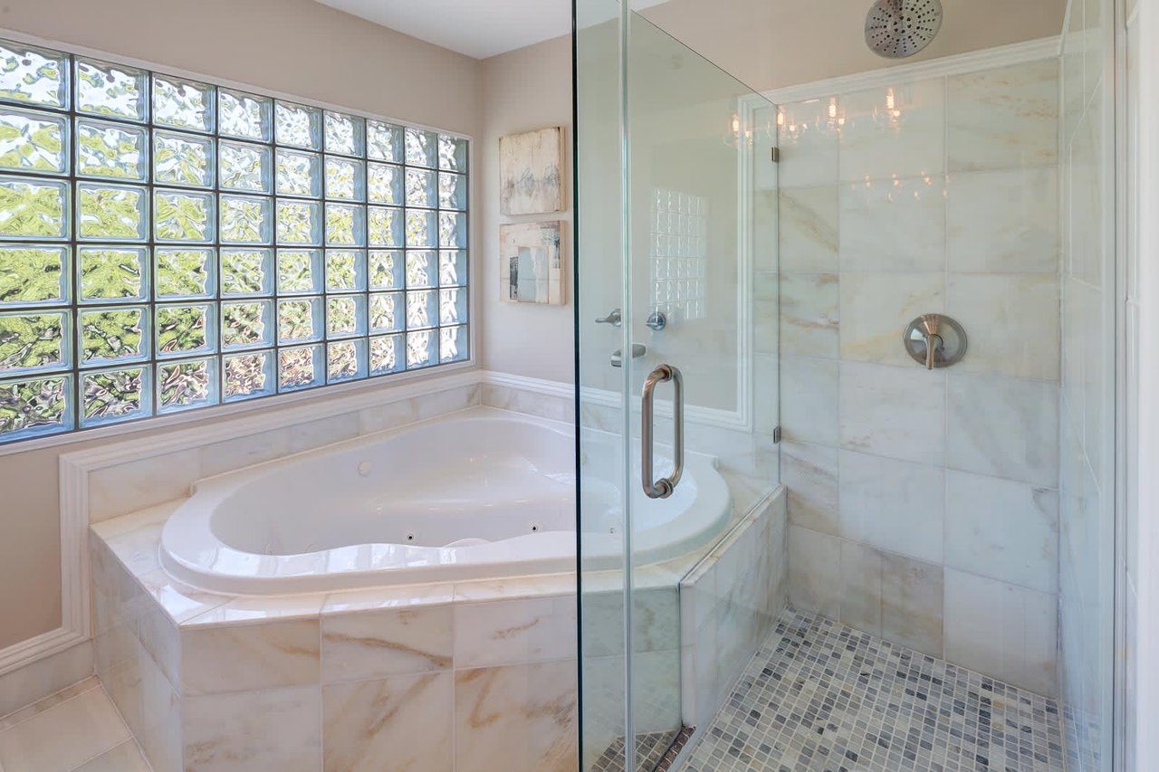 60 Oak Grove Avenue, Woodacre