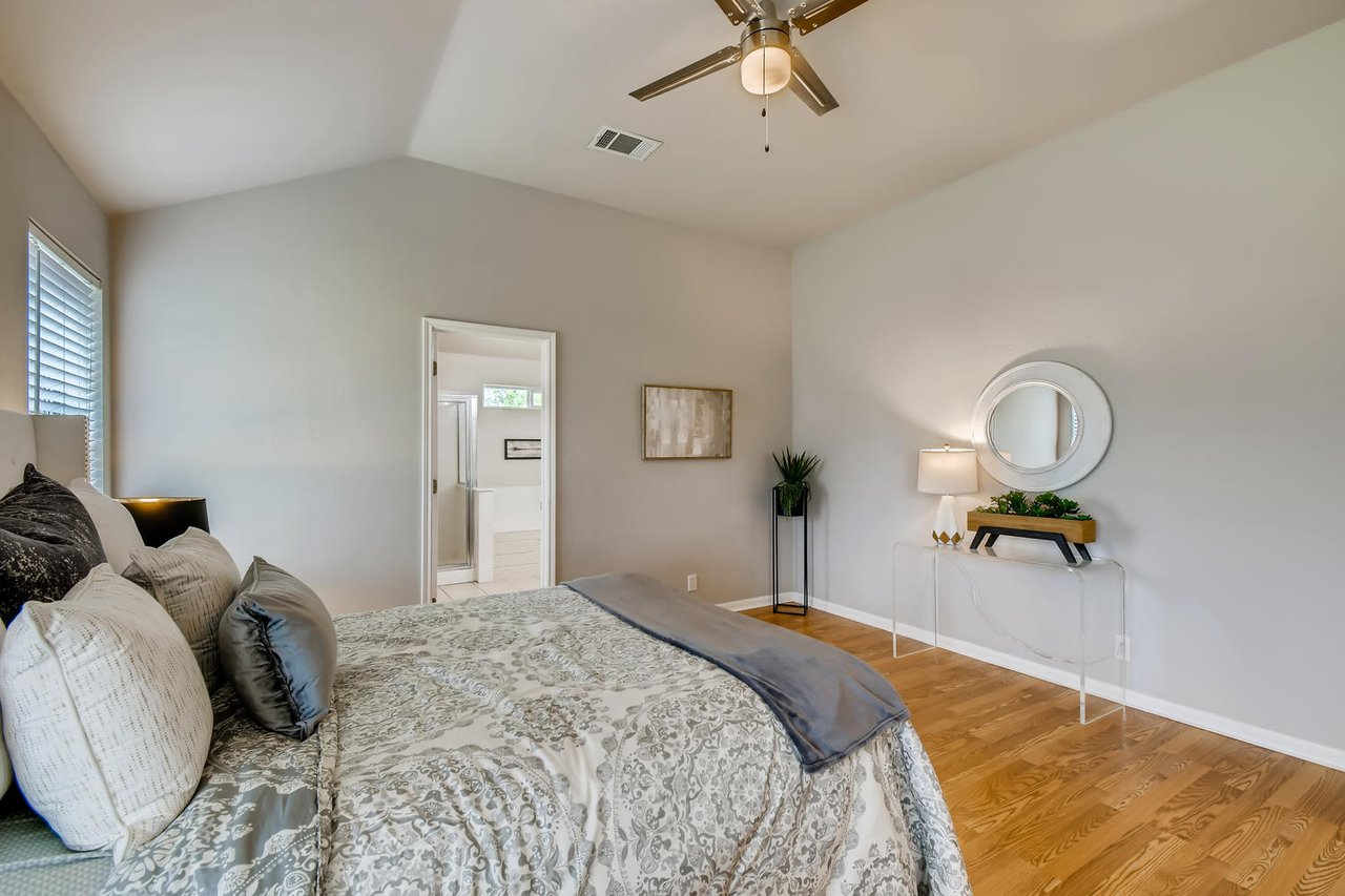 104 Willow Dr