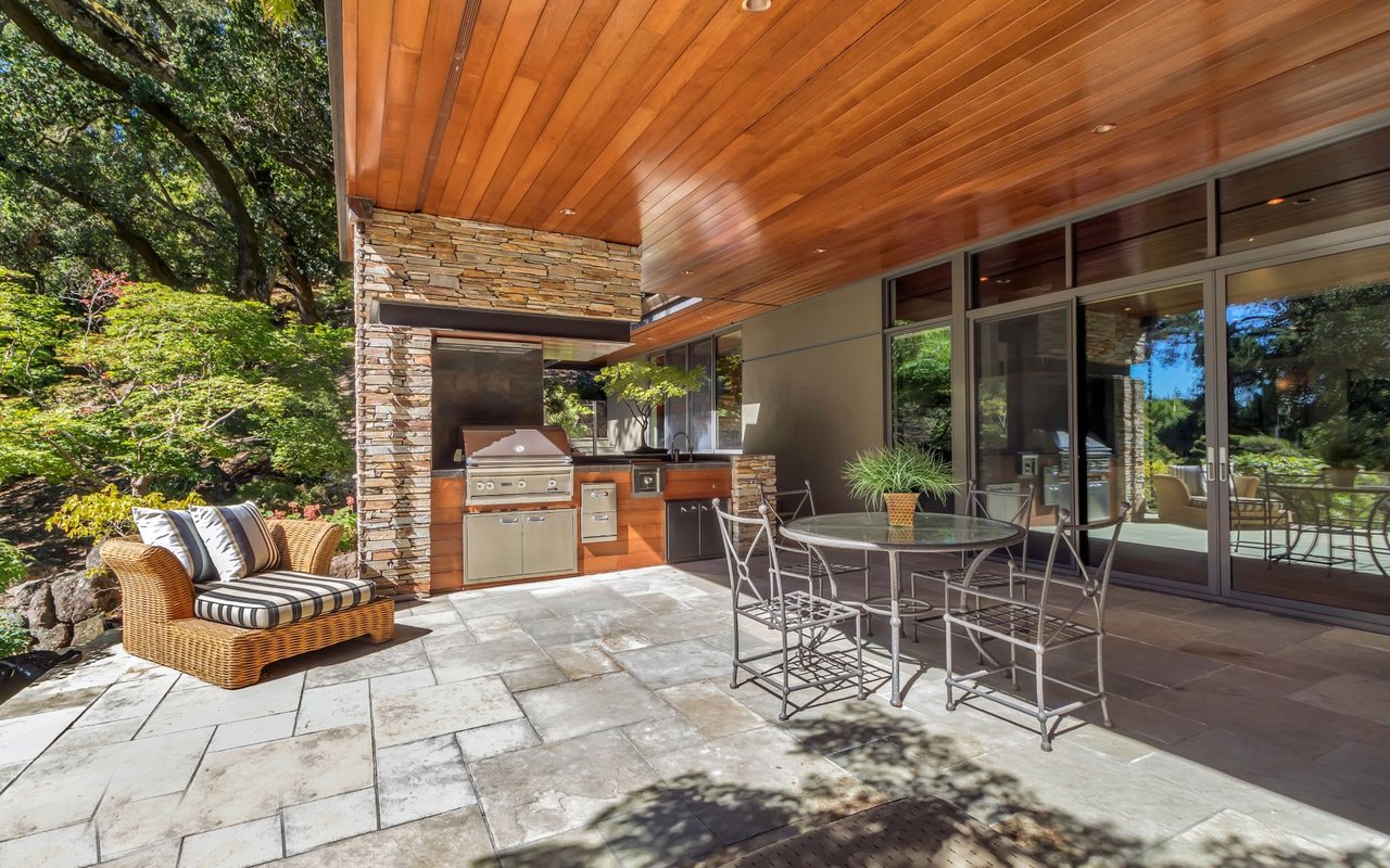1 Camellia Ln