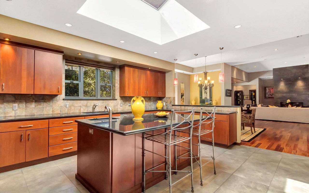 1 Camellia Ln