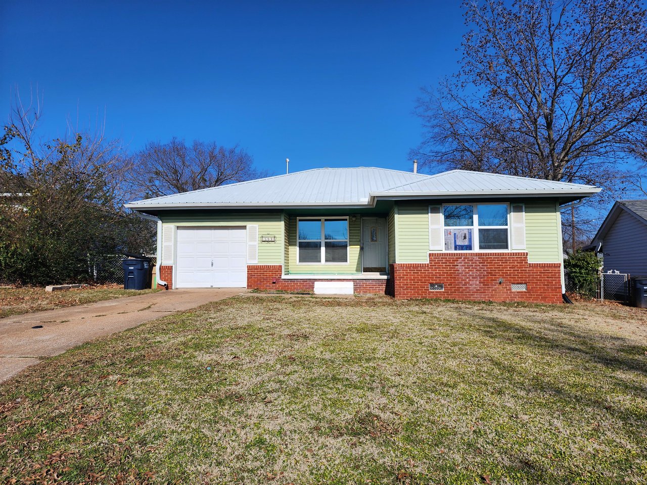 1214 Rose Dr.
