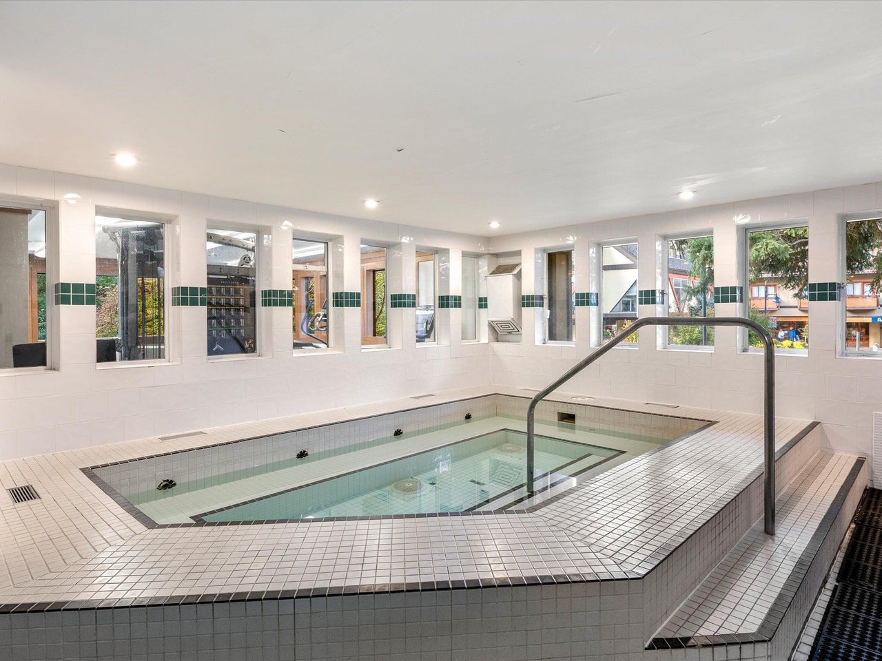 306-4420 Sundial Pl