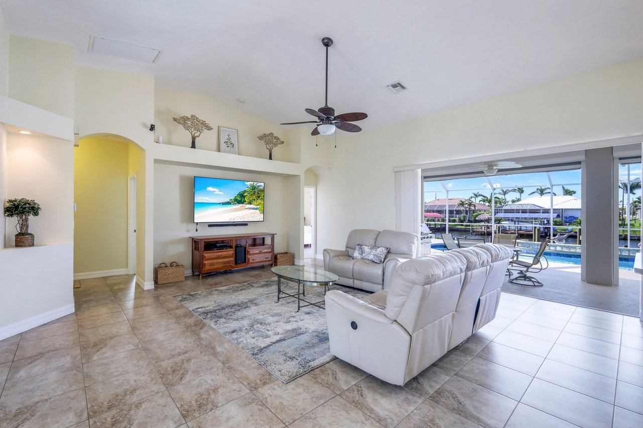 1908 SW 53rd Lane