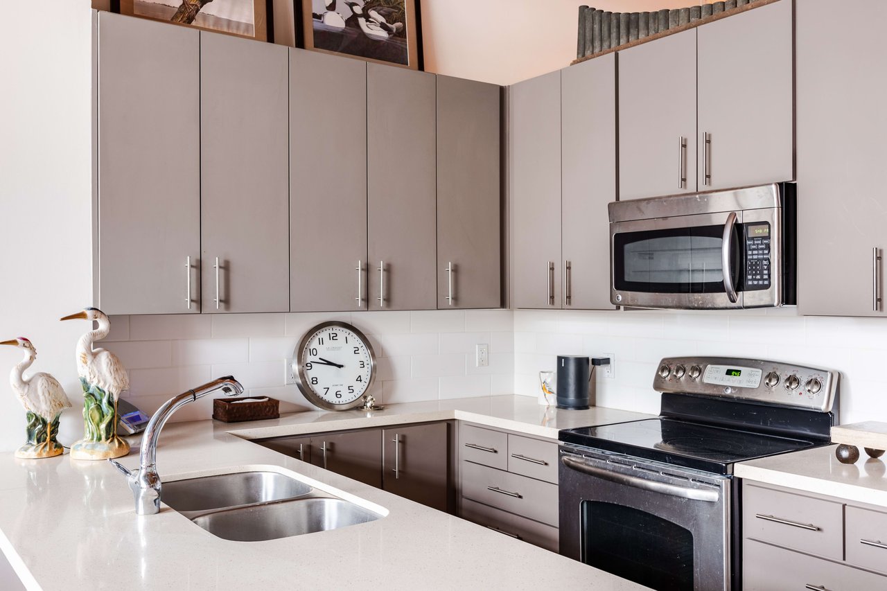 1401 Eva St 14B (104)