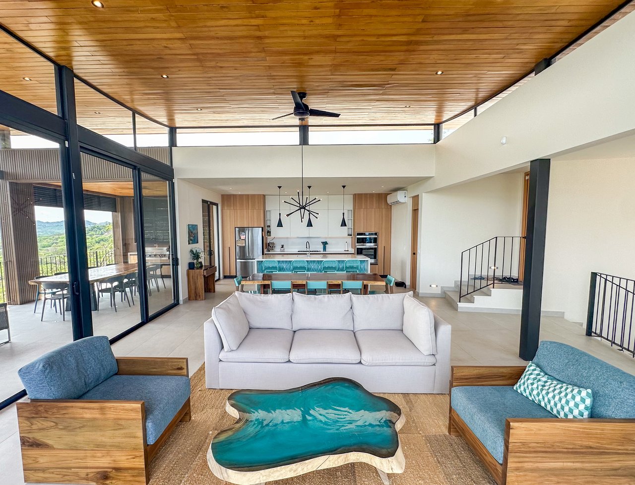 Infinity Pool Ocean View Villa, Tamarindo, Guanacaste