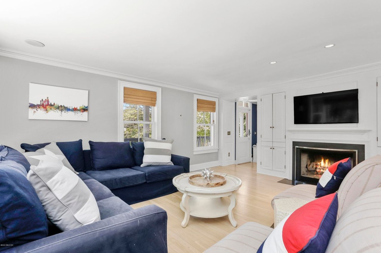 139 Lake Ave