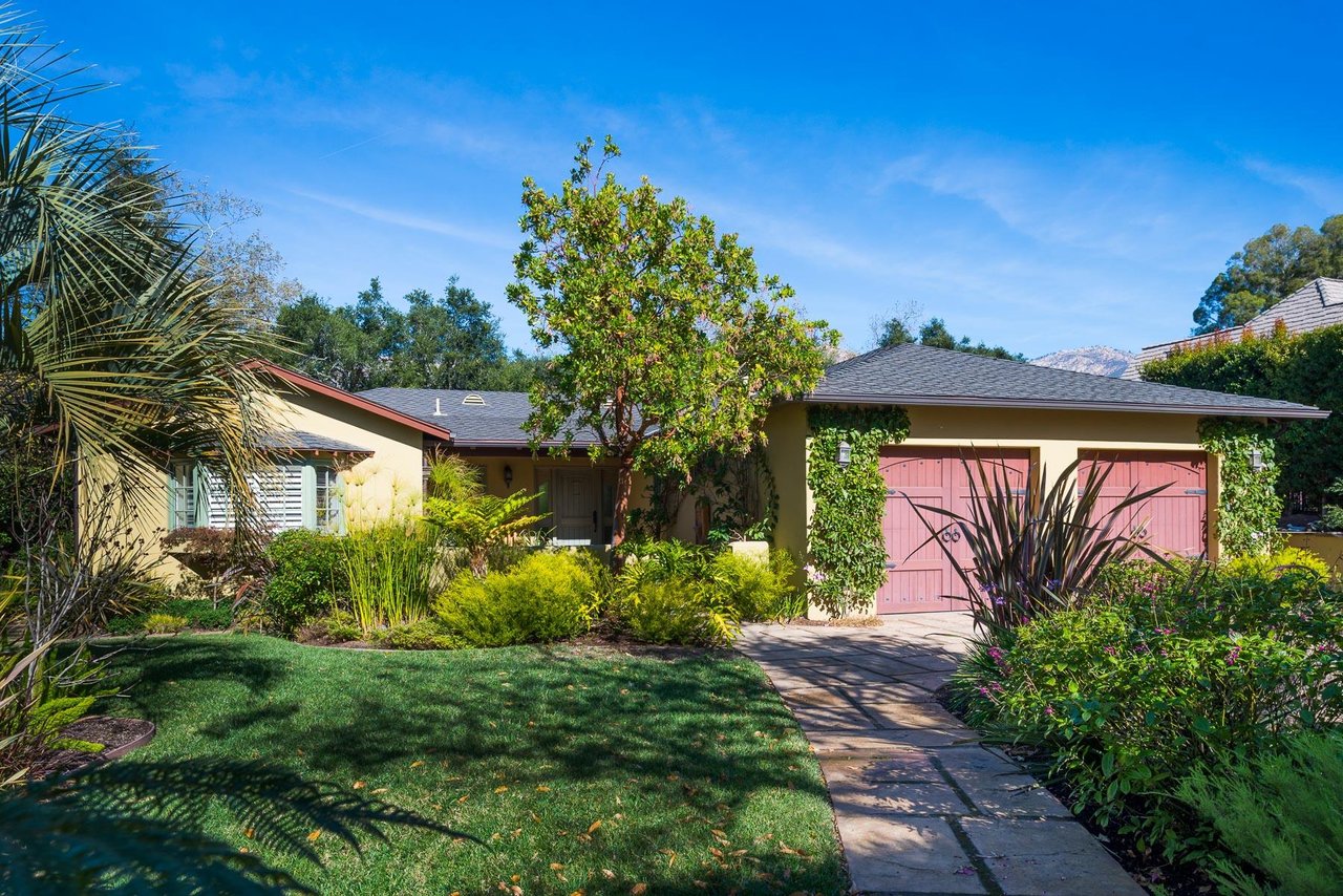 3526 Chuparosa Dr