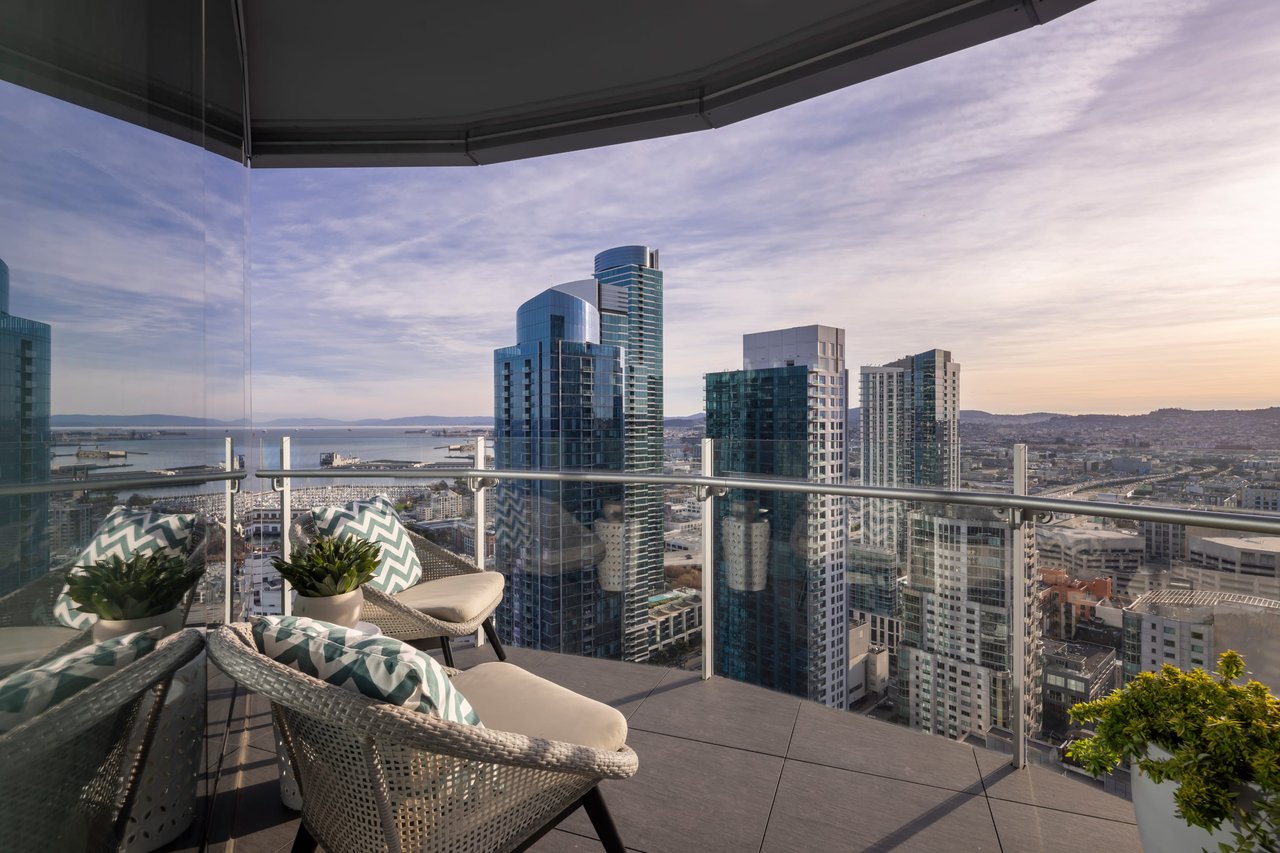 The Highest Living Room at Lumina