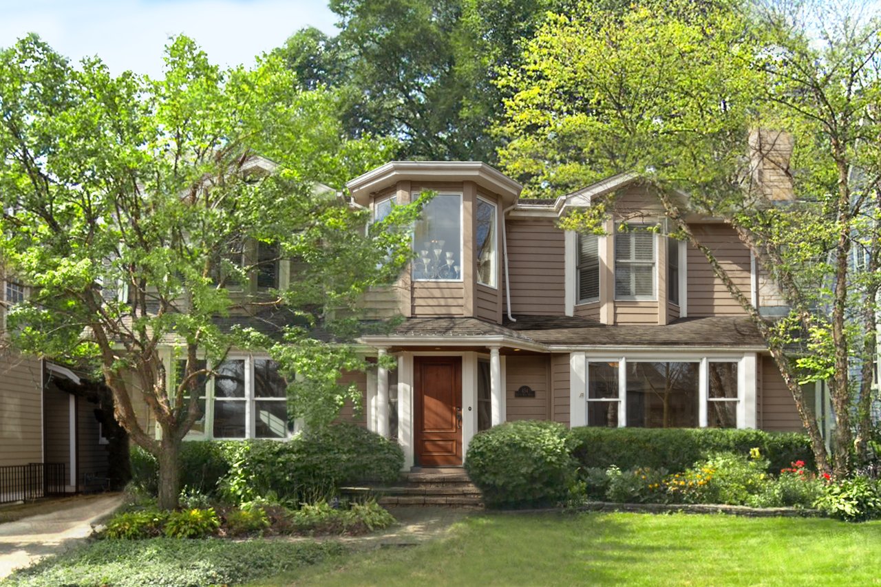 Delightful Home In The Heart Of Hinsdale