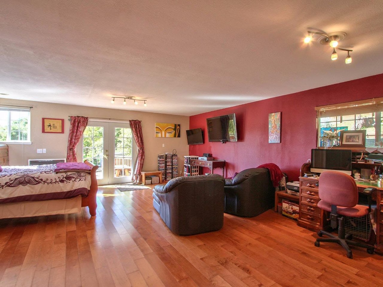 17230 Garlen Ln