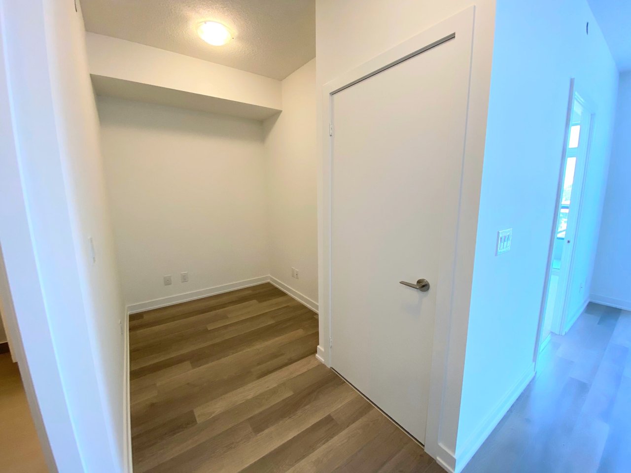 1603 Eglinton Ave W Unit: 413