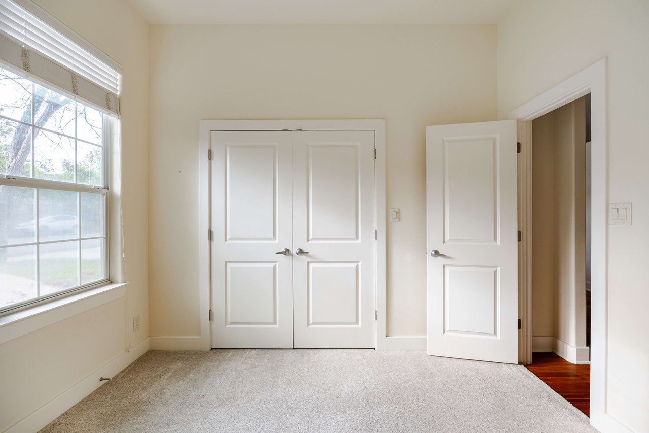 5406 Grover Ave