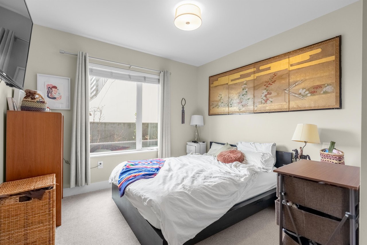 203-1496 Charlotte Rd