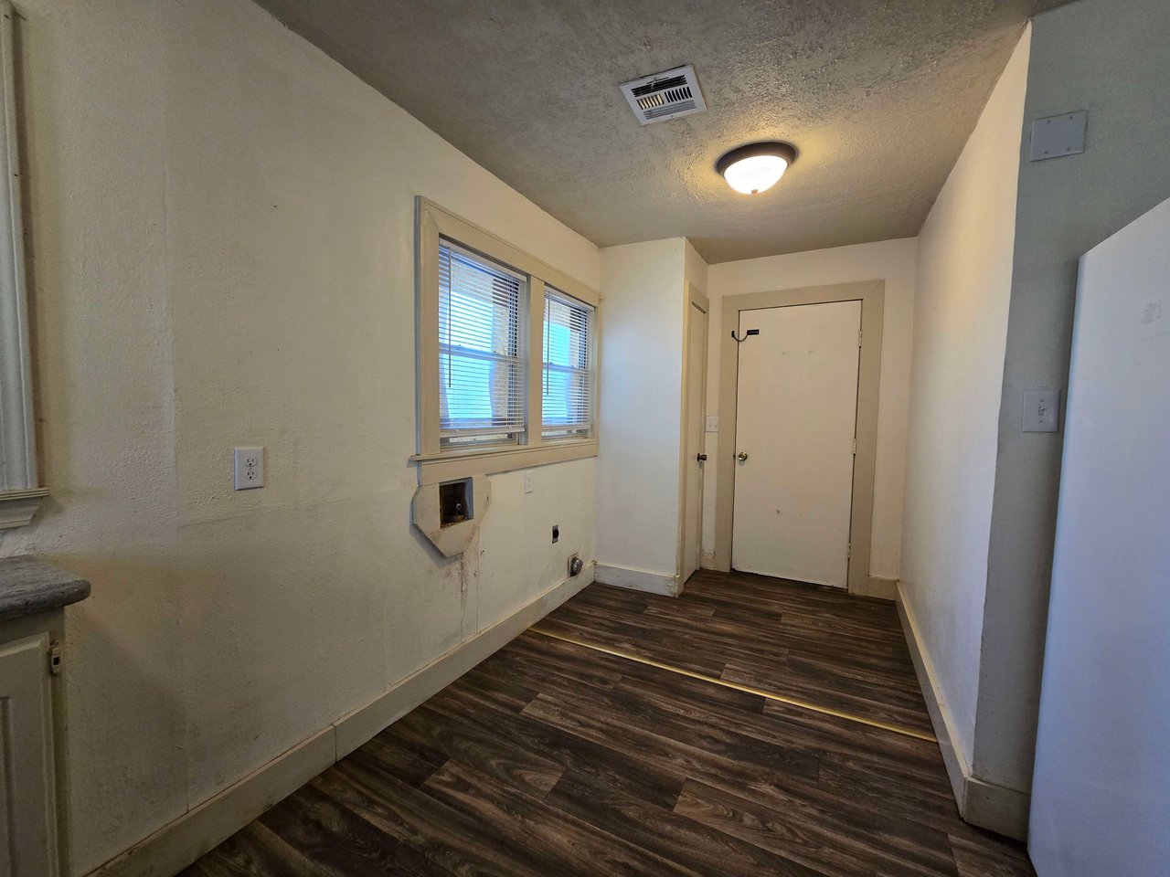617 N Bonita