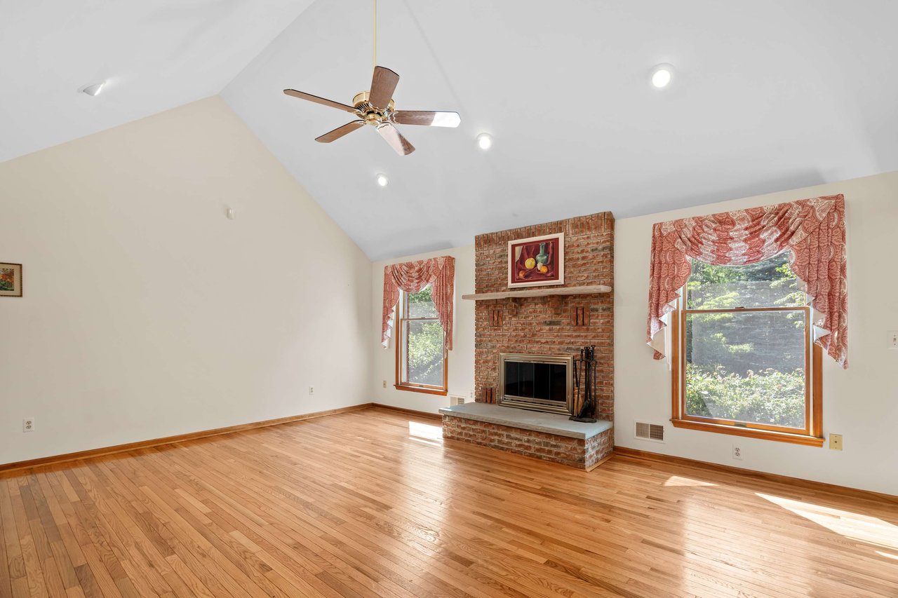 80 Russet Lane