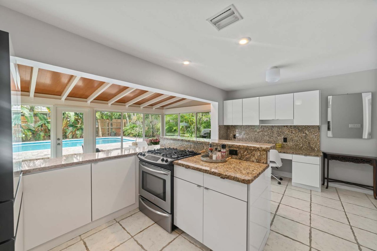 1806 NE 20th St Fort Lauderdale