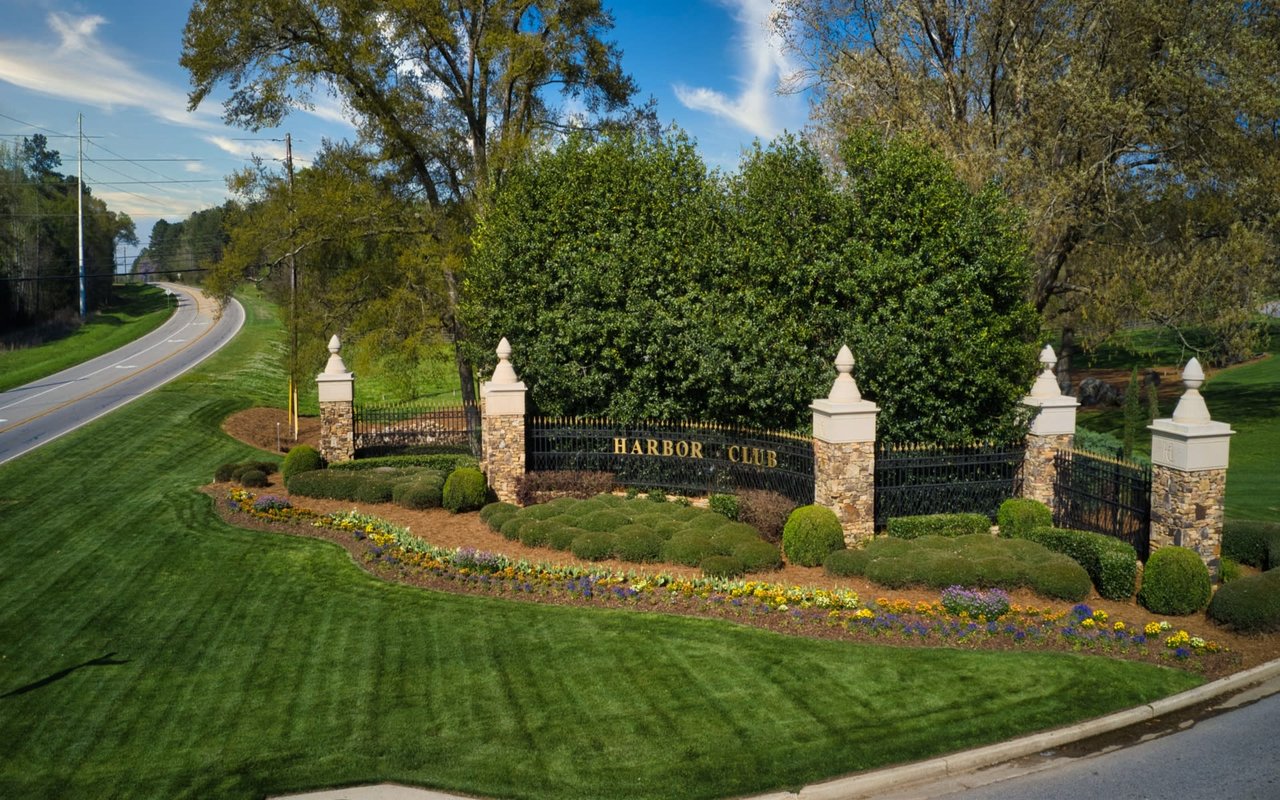 Harbor Club