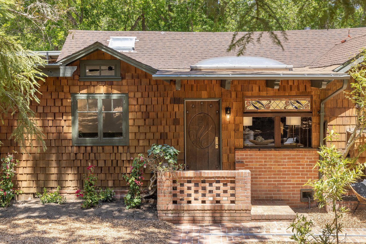 221 Redwood Drive