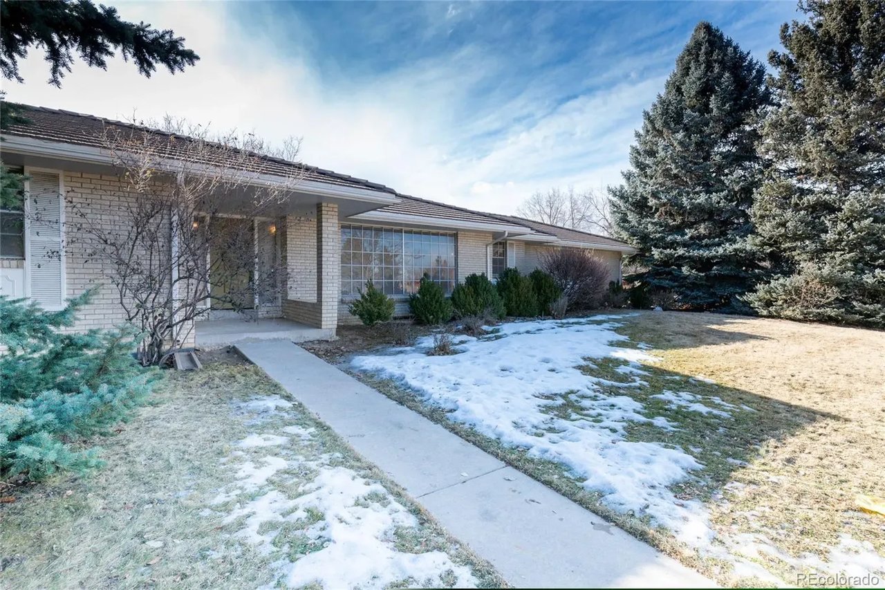 3605 South Oneida Way