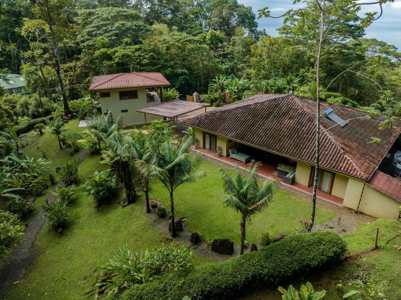 Ocean View Home With Rainforest Setting