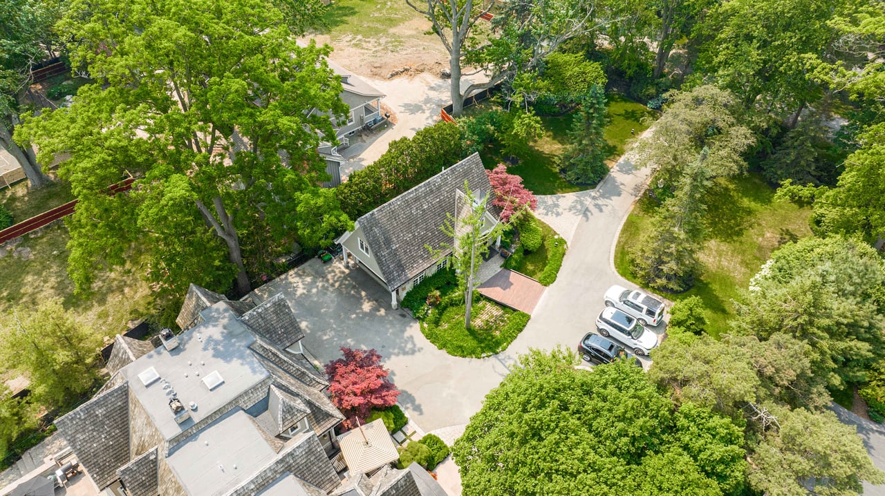 Ranch Inspired Estate in Oakville 