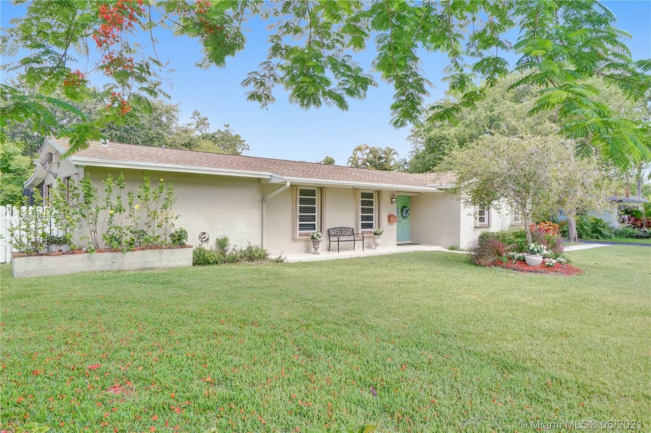 16162 SW 87TH CT