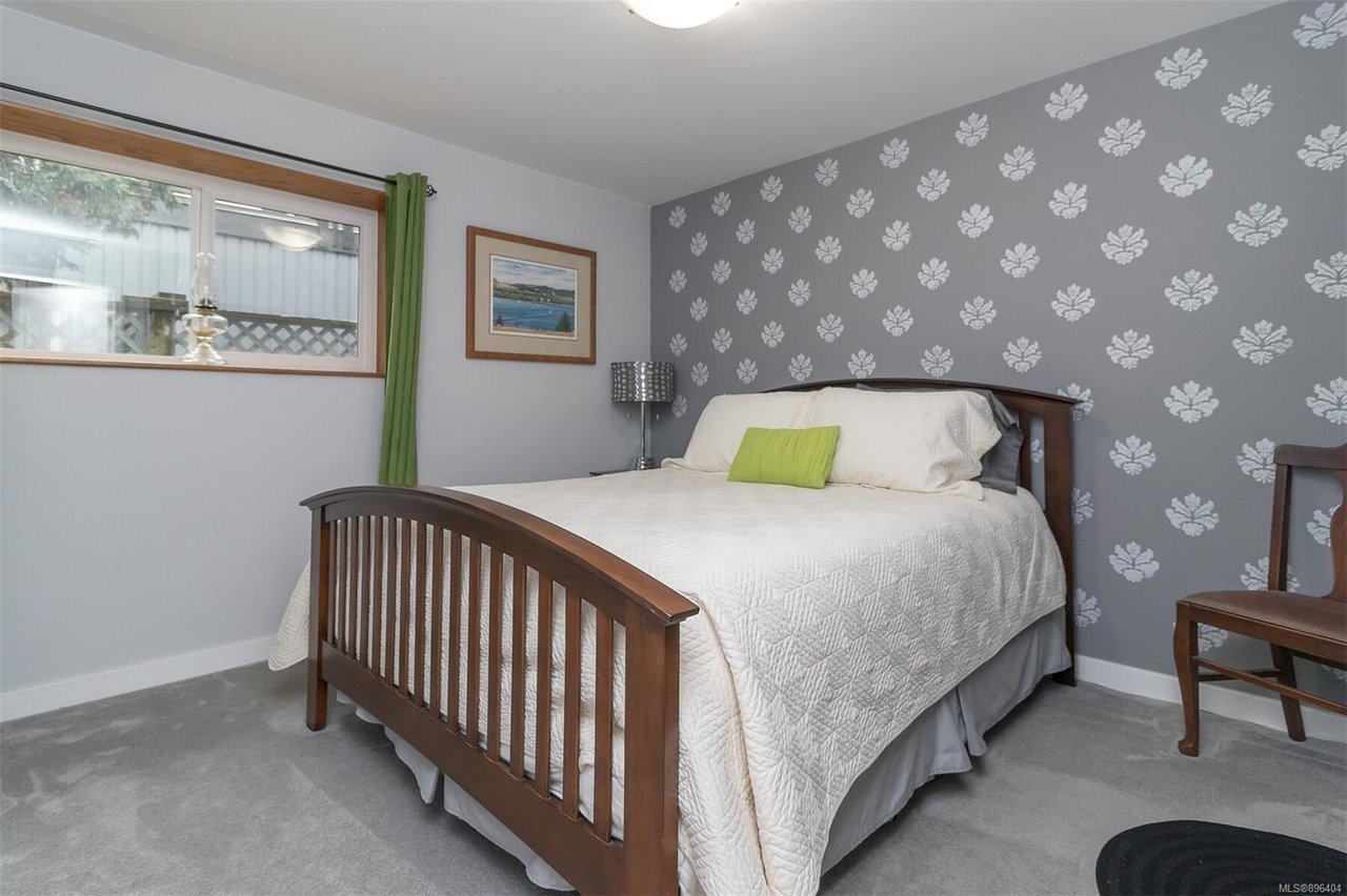 7448 East Saanich Rd, Central Saanich