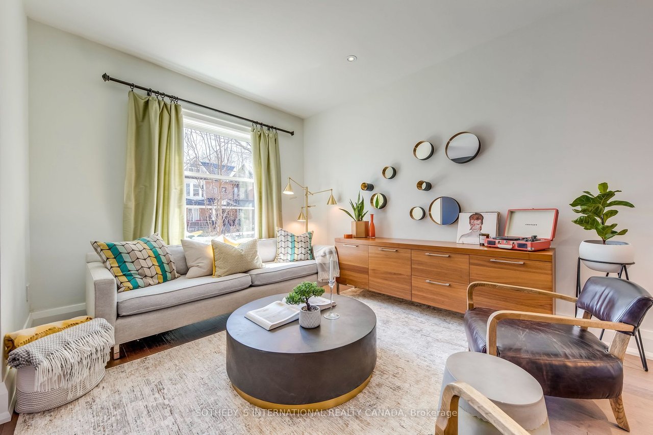 152 Riverdale Ave