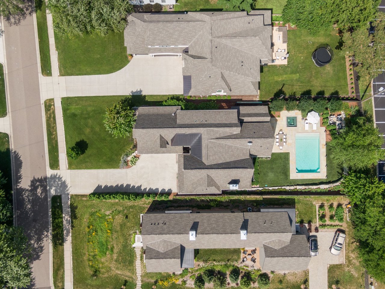 *PENDING* 5333 Halifax Ave, Edina