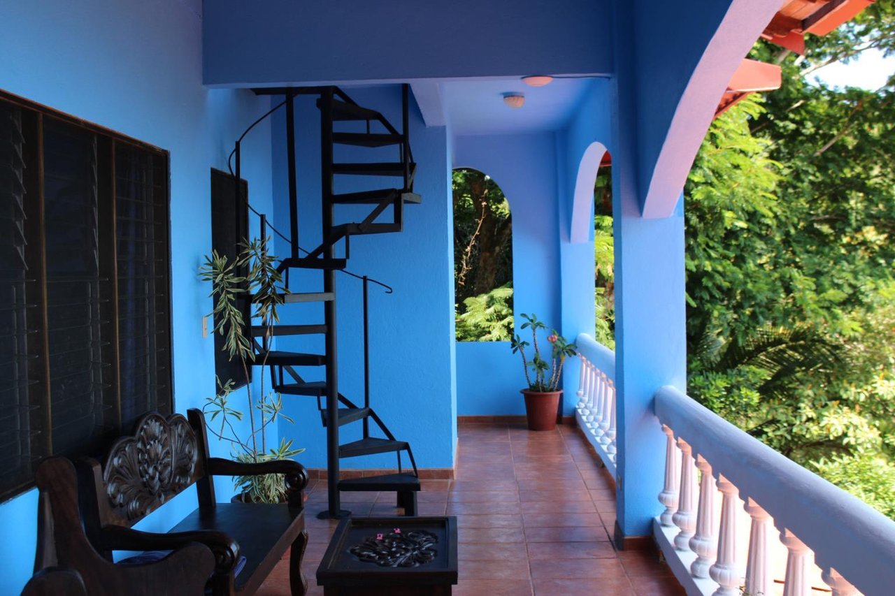 Iconic Eco-lodge With Outstanding Ocean, Sunset, and Mountain Views