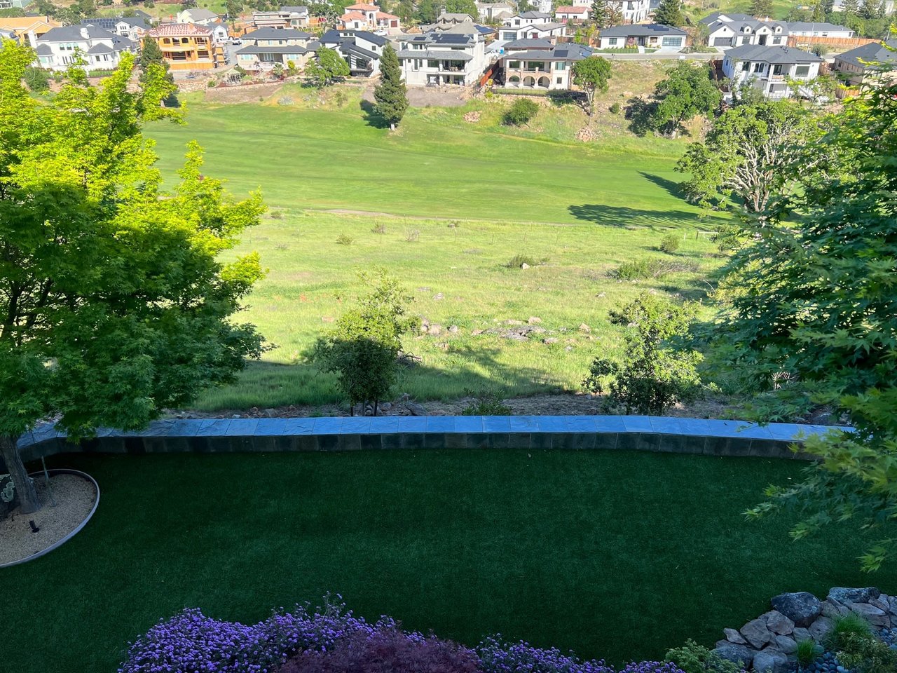 Property with Sweeping Views