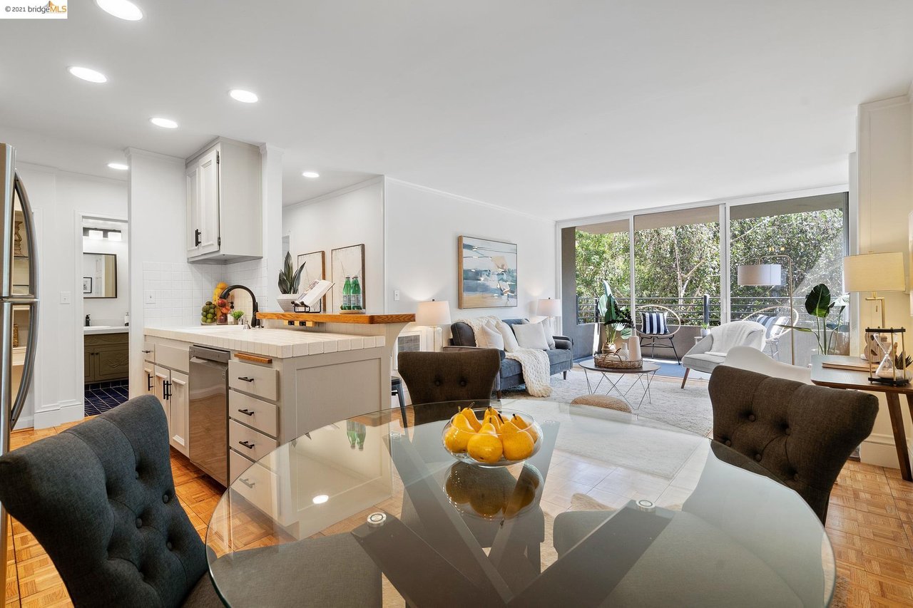 5340 Broadway Ter #204