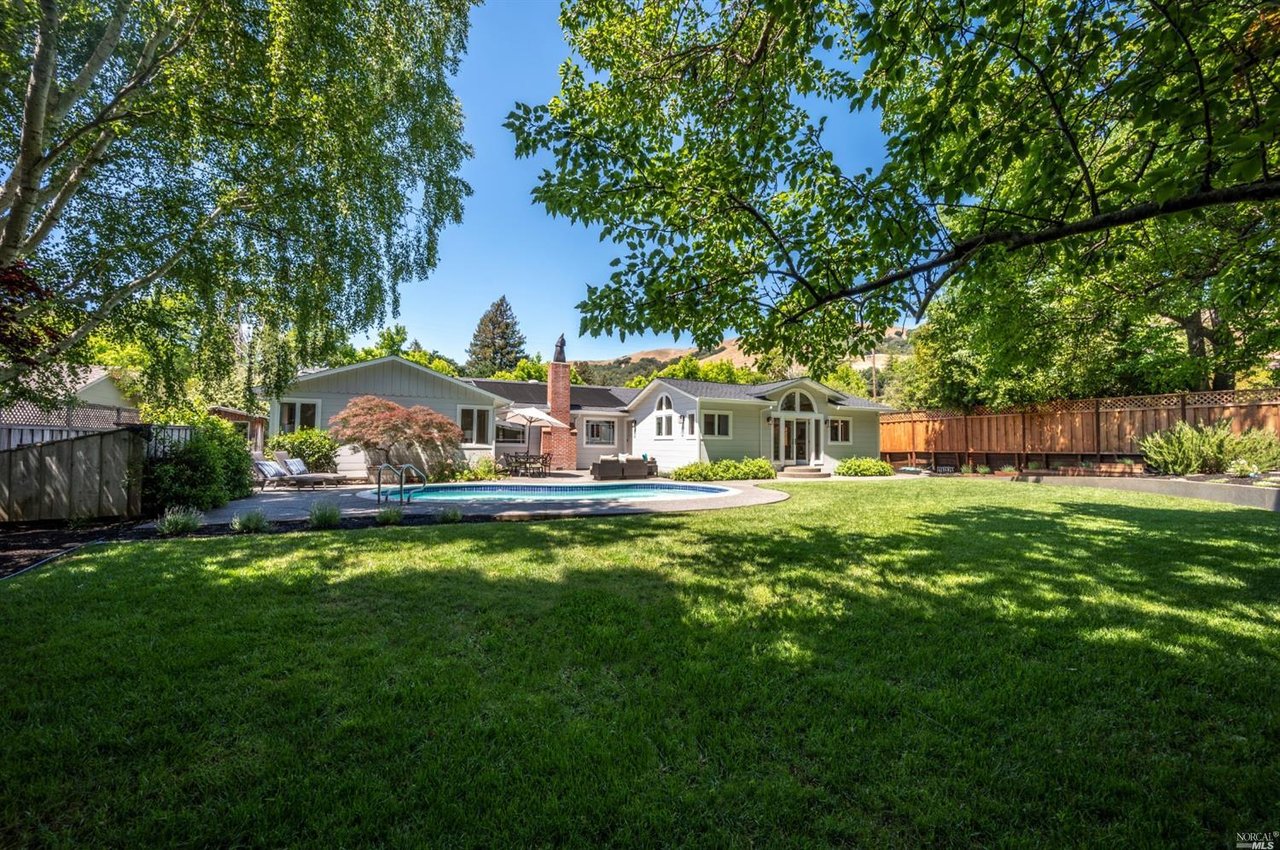 50 Tarry Road, San Anselmo