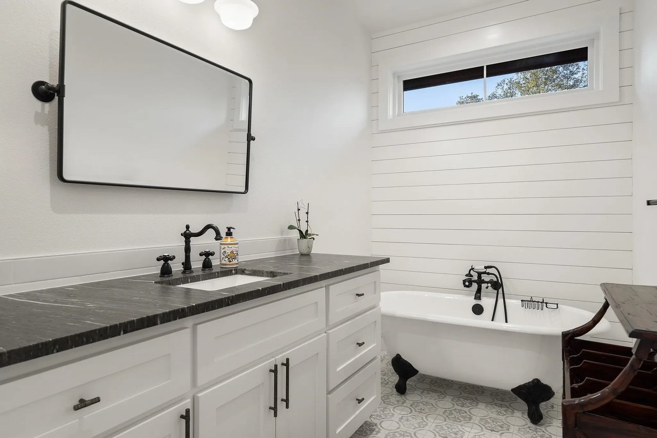 603 Vista View Trl