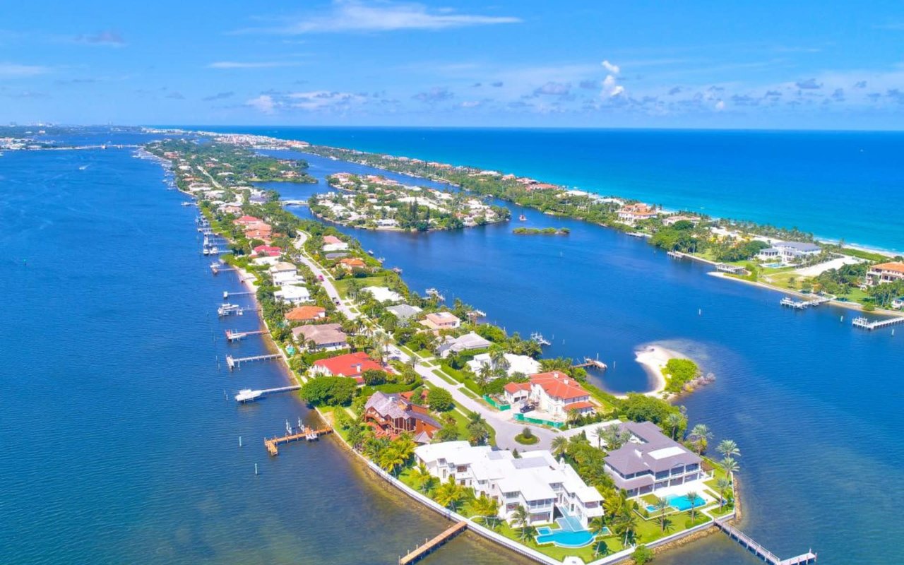 11 Reasons to Invest in Manalapan Real Estate