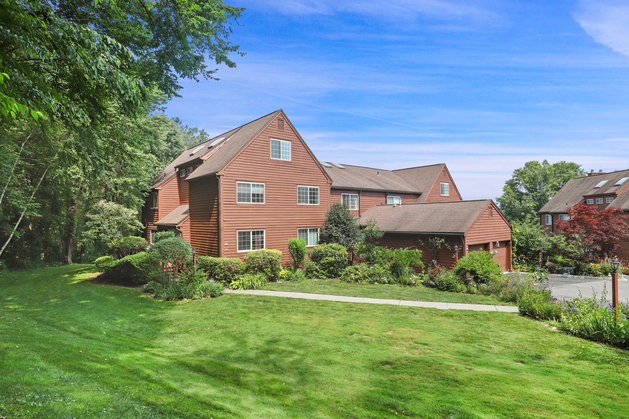806 Orchard Hill Lane