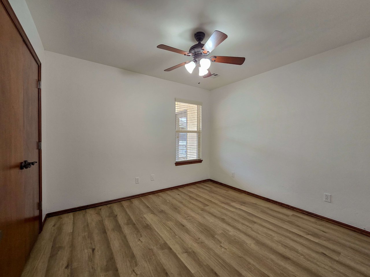 1211 Orchard Dr