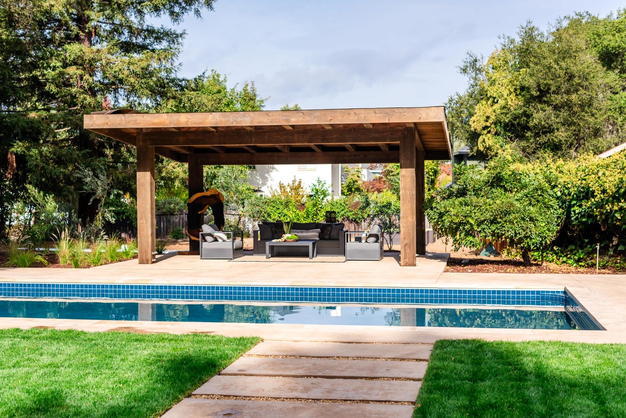 Healsburg Downtown Estate